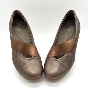 Clarks Ballet Flats Brown Metallic Bronze Strap 8.5 M Casual Women's Shoes